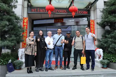 Tlera Machinery : TLFB 30 - 3 TON 리튬 배터리 지게차 작업 효율성 향상